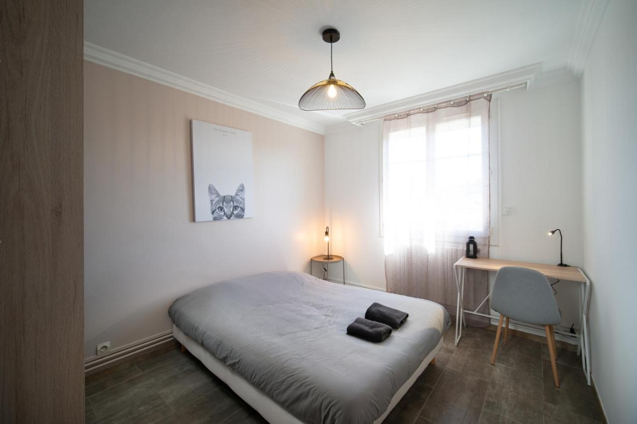 Appartement 3 Chambres Tout Equipe 6-8 Personnes Marseille Exterior photo